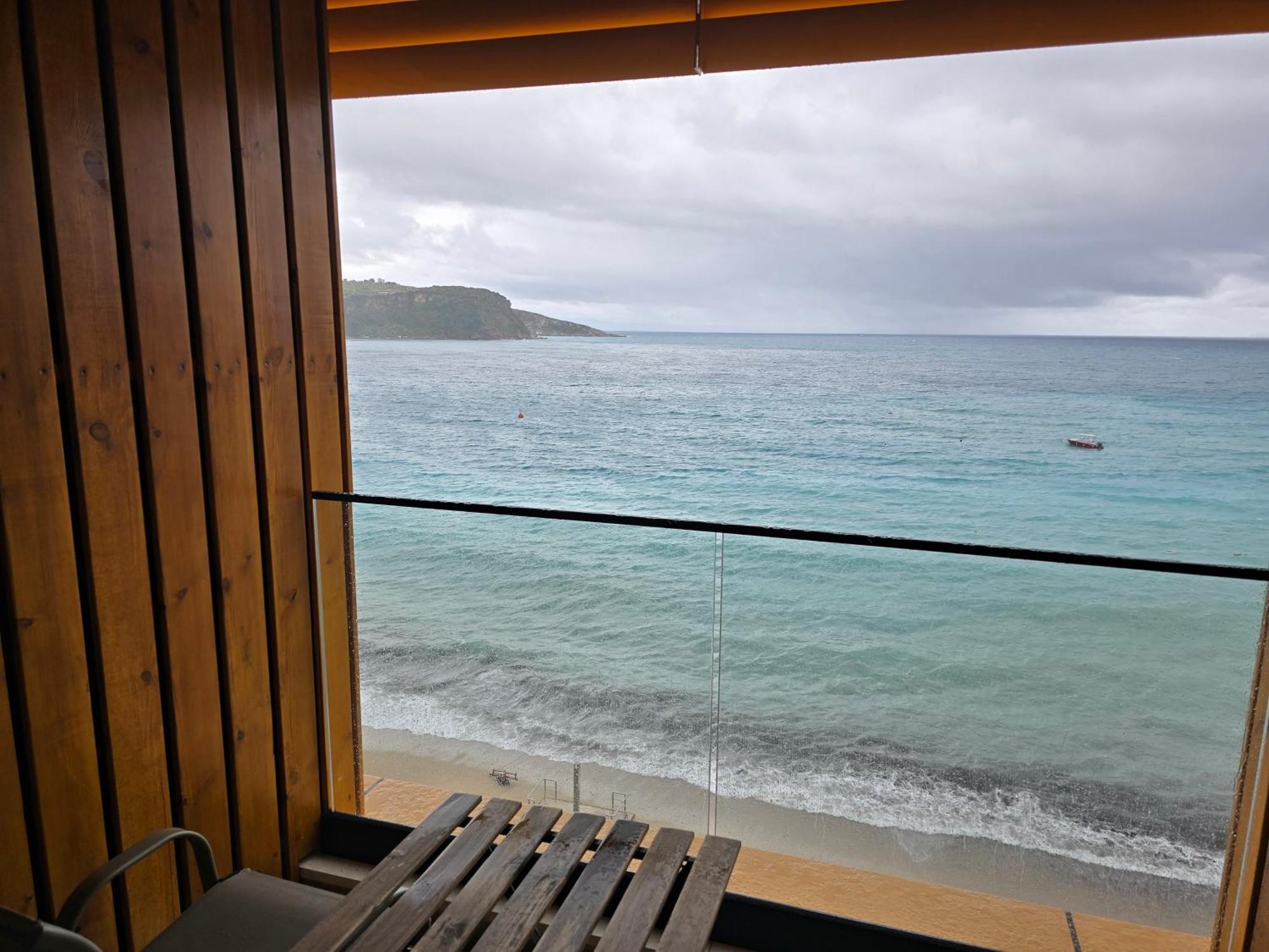 Hotel Veizi Himare Exteriör bild